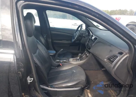 2011 Chrysler 200 Limited из США, поврежденный, VIN 1C3BC2FB1BN571866